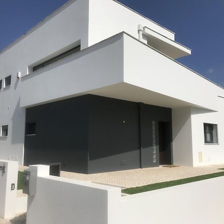 Modern Villa With Private Pool Near The Beautiful Beach Of Foz De Arelho Nadadouro Esterno foto