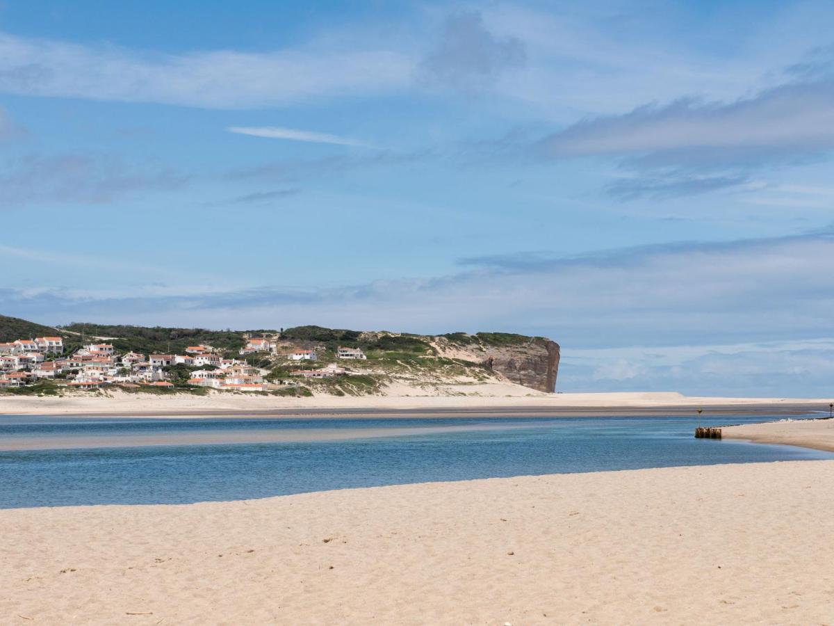 Modern Villa With Private Pool Near The Beautiful Beach Of Foz De Arelho Nadadouro Esterno foto