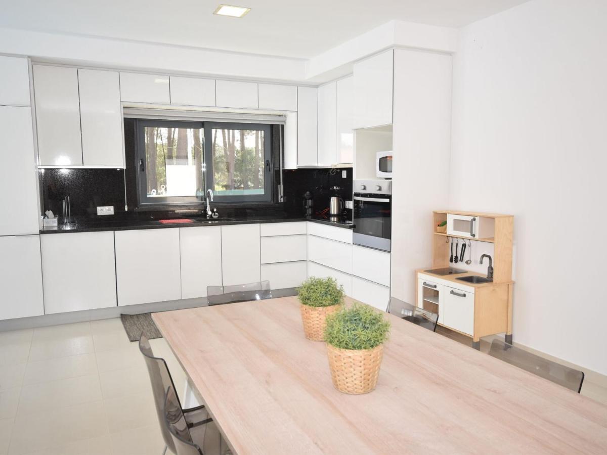 Modern Villa With Private Pool Near The Beautiful Beach Of Foz De Arelho Nadadouro Esterno foto