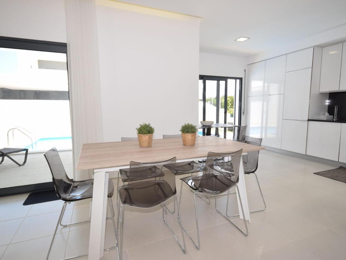 Modern Villa With Private Pool Near The Beautiful Beach Of Foz De Arelho Nadadouro Esterno foto
